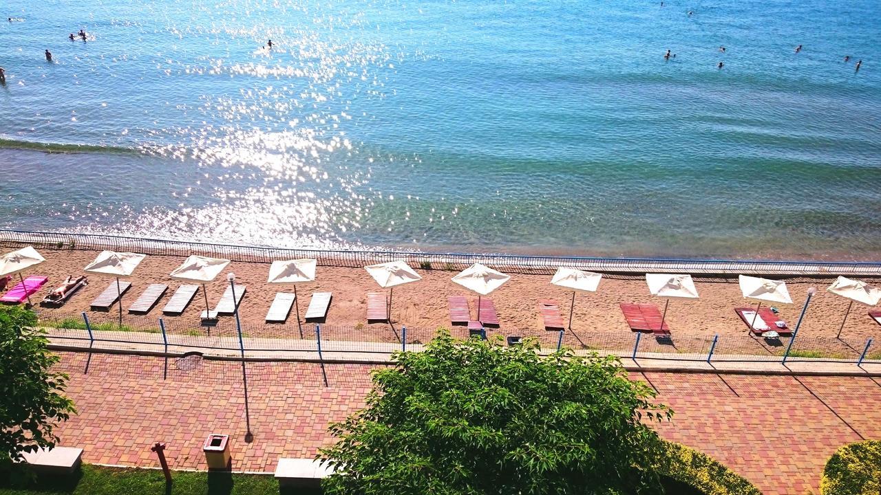 Akb Apartment Sea View Aheloi Exterior foto