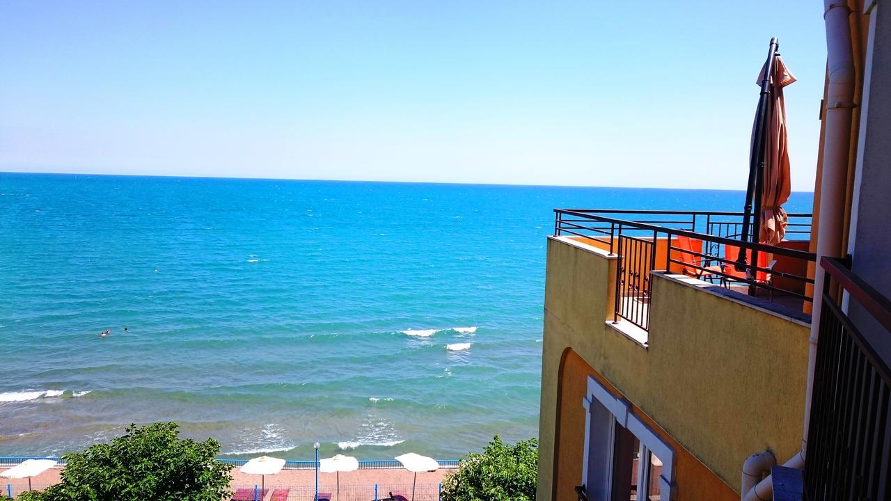 Akb Apartment Sea View Aheloi Exterior foto